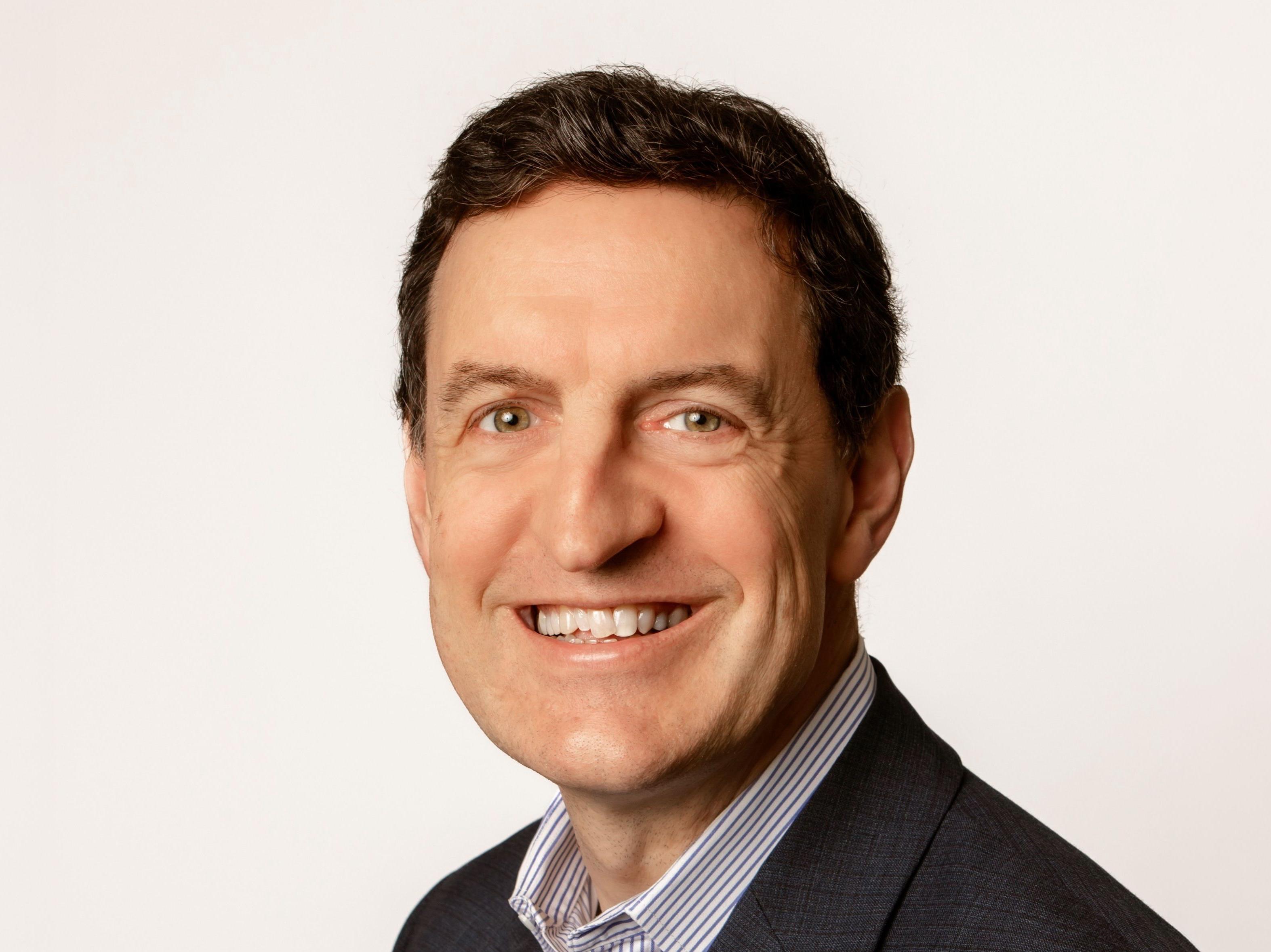 Oliver Coste ist Tech-Unternehmer sowie Mitbegründer und Präsident des Forschungsinstituts FESDI.