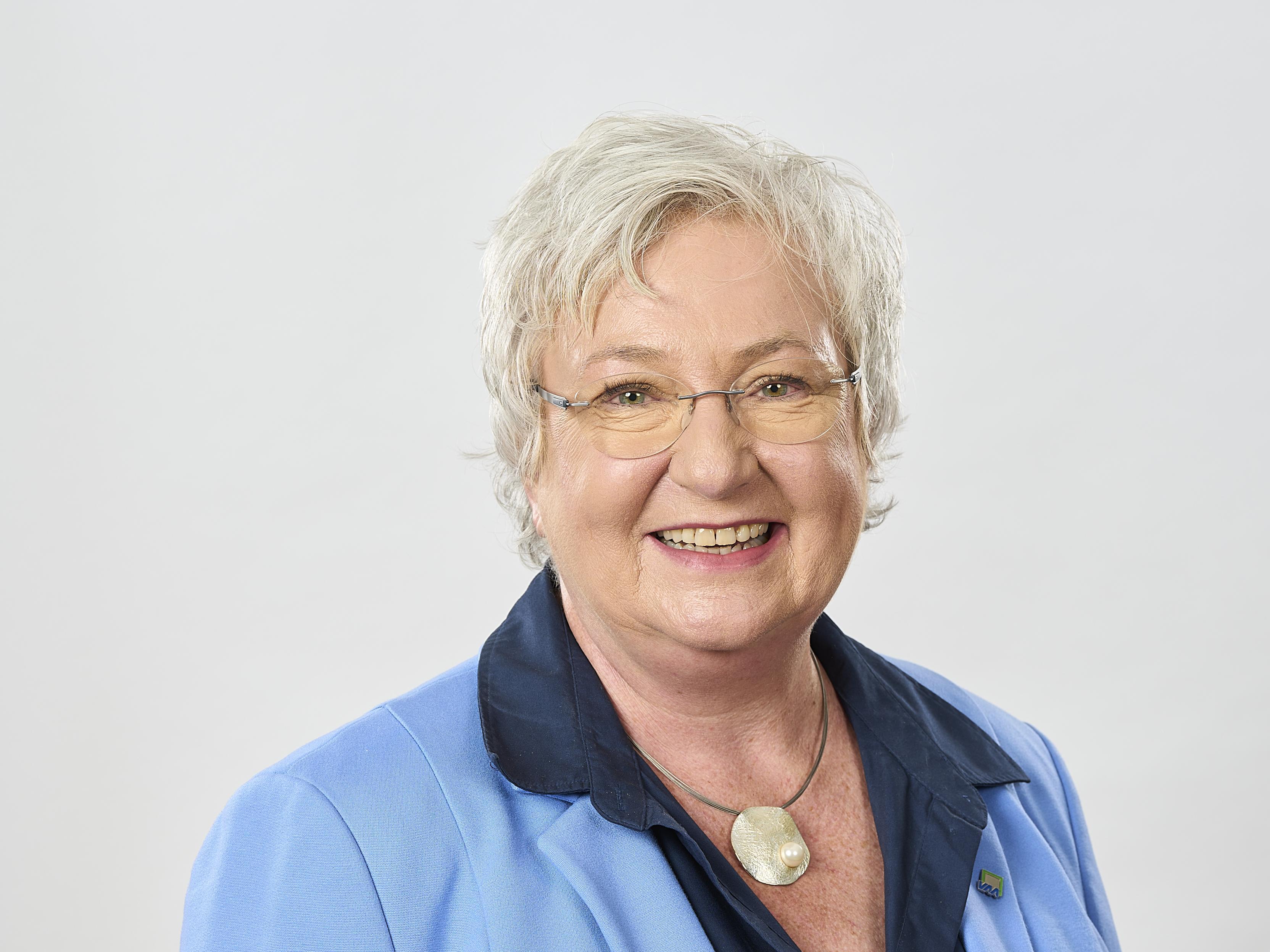 Dr. Monika Brink