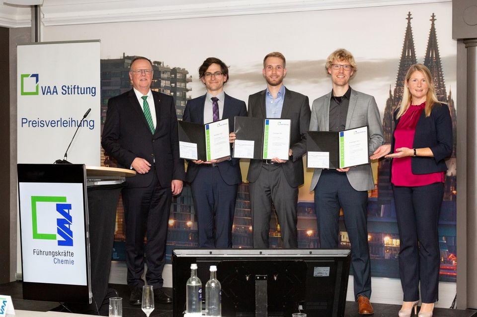 VAA-Exzellenzpreis 2021 Gruppenfoto