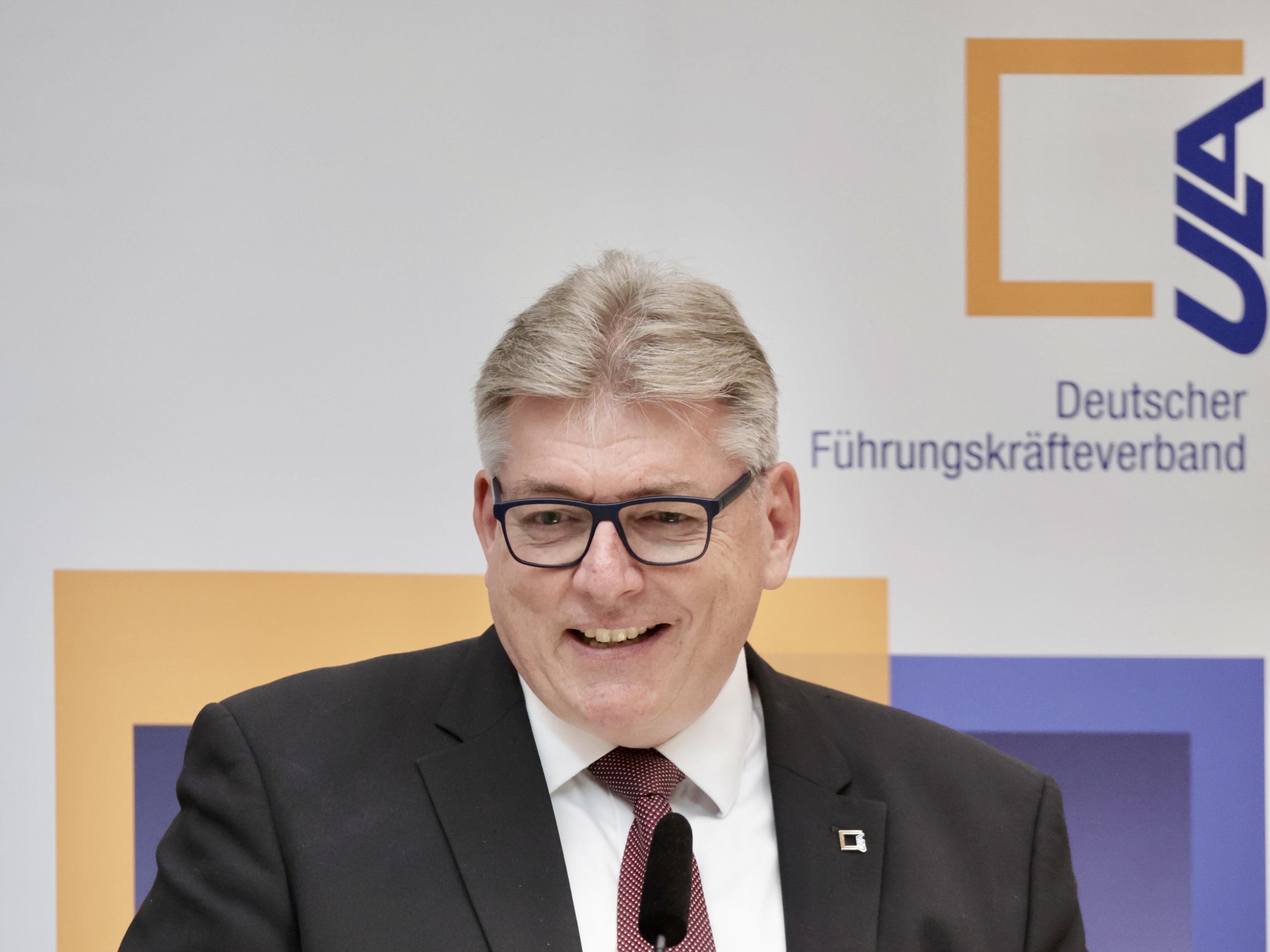 ULA-Präsident Roland Angst bei der Eröffnung des Deutschen Führungskräftetages 2026.