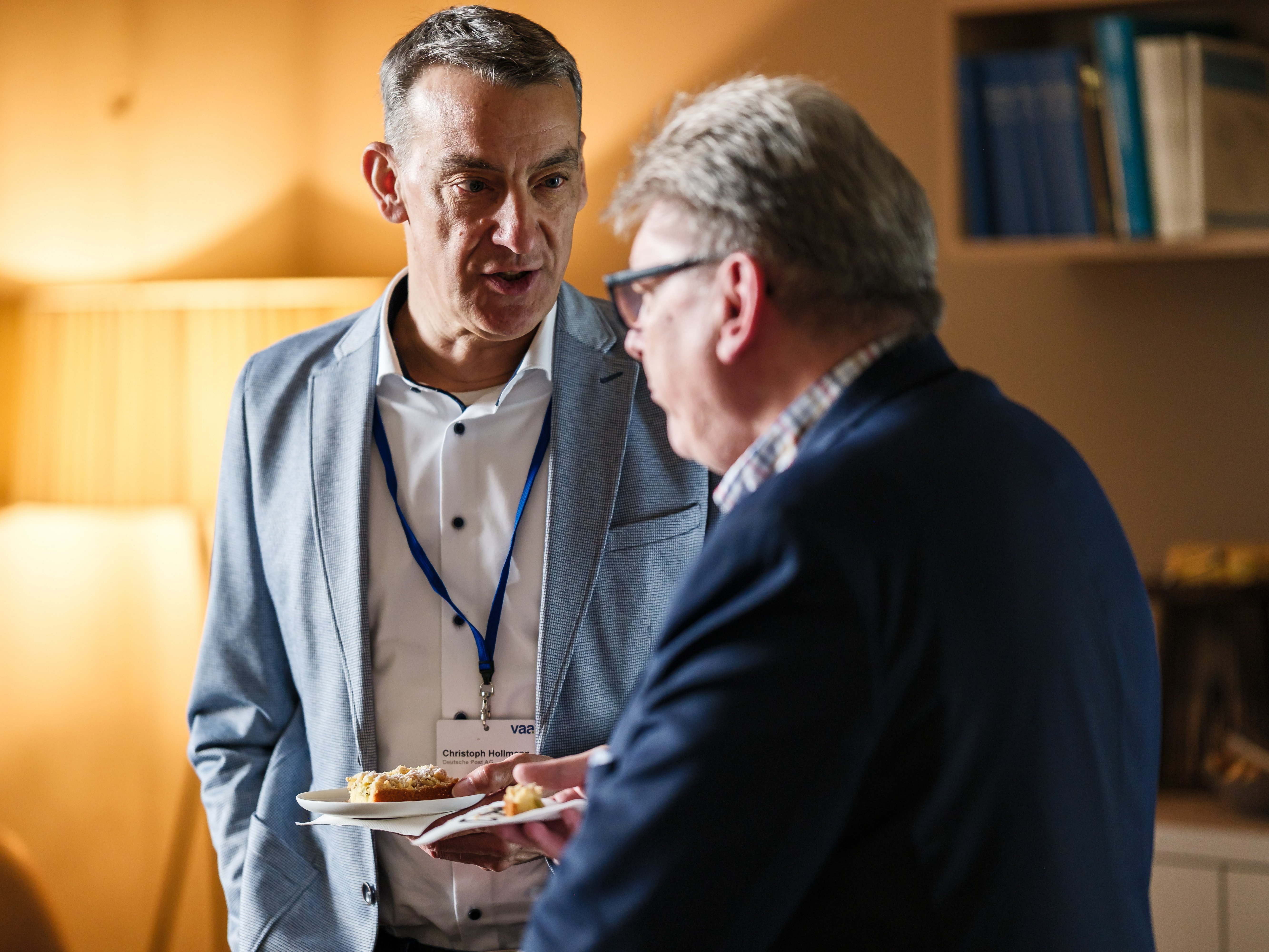 Christoph Hollmann von der Deutschen Post AG und ULA-Präsident Roland Angst von der Telekom Deutschland AG.