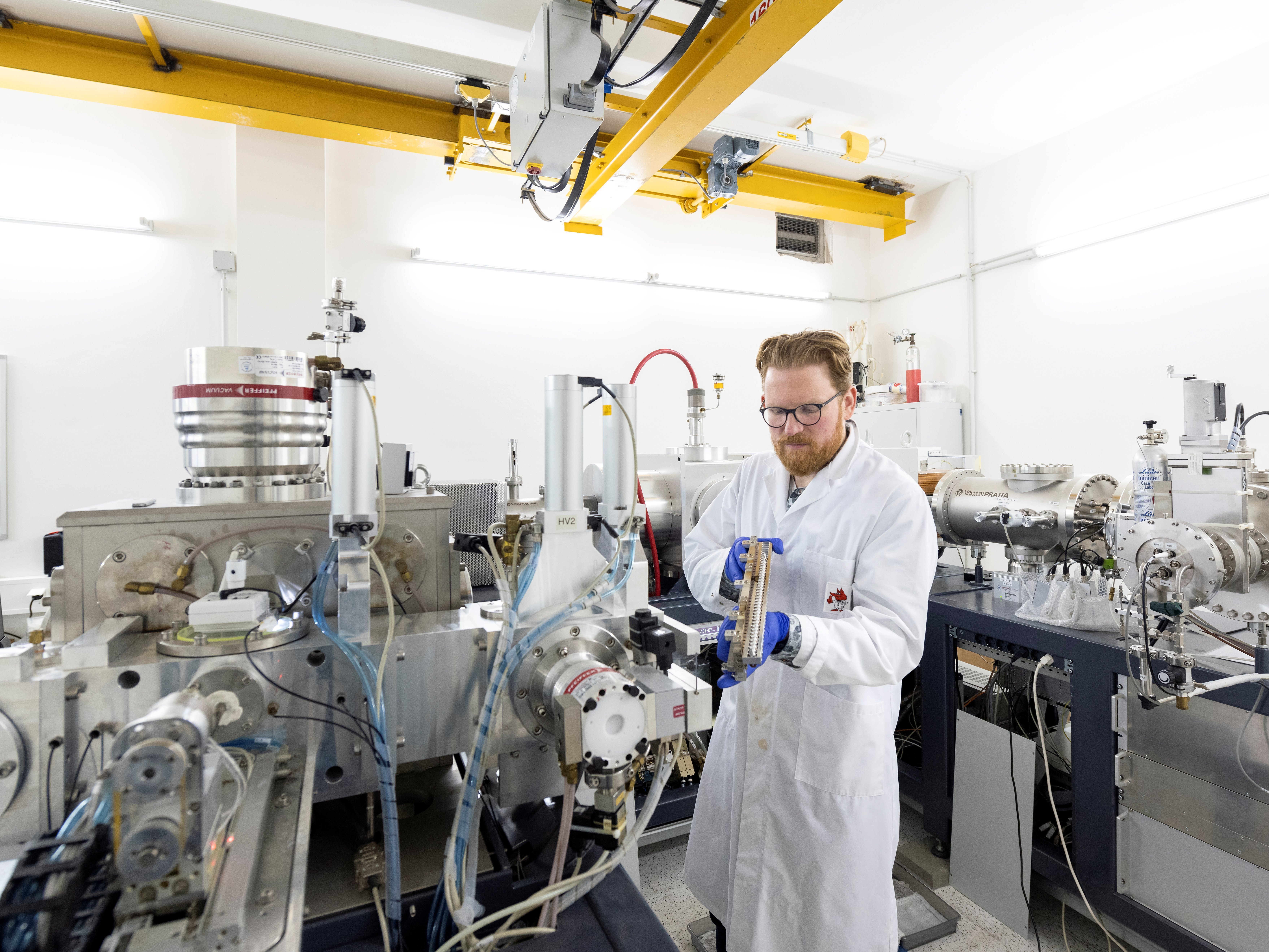 AMS-Beschleuniger im CEZA