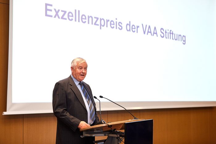 VAA-Exzellenzpreis 2019: Dr. Karlheinz Messmer