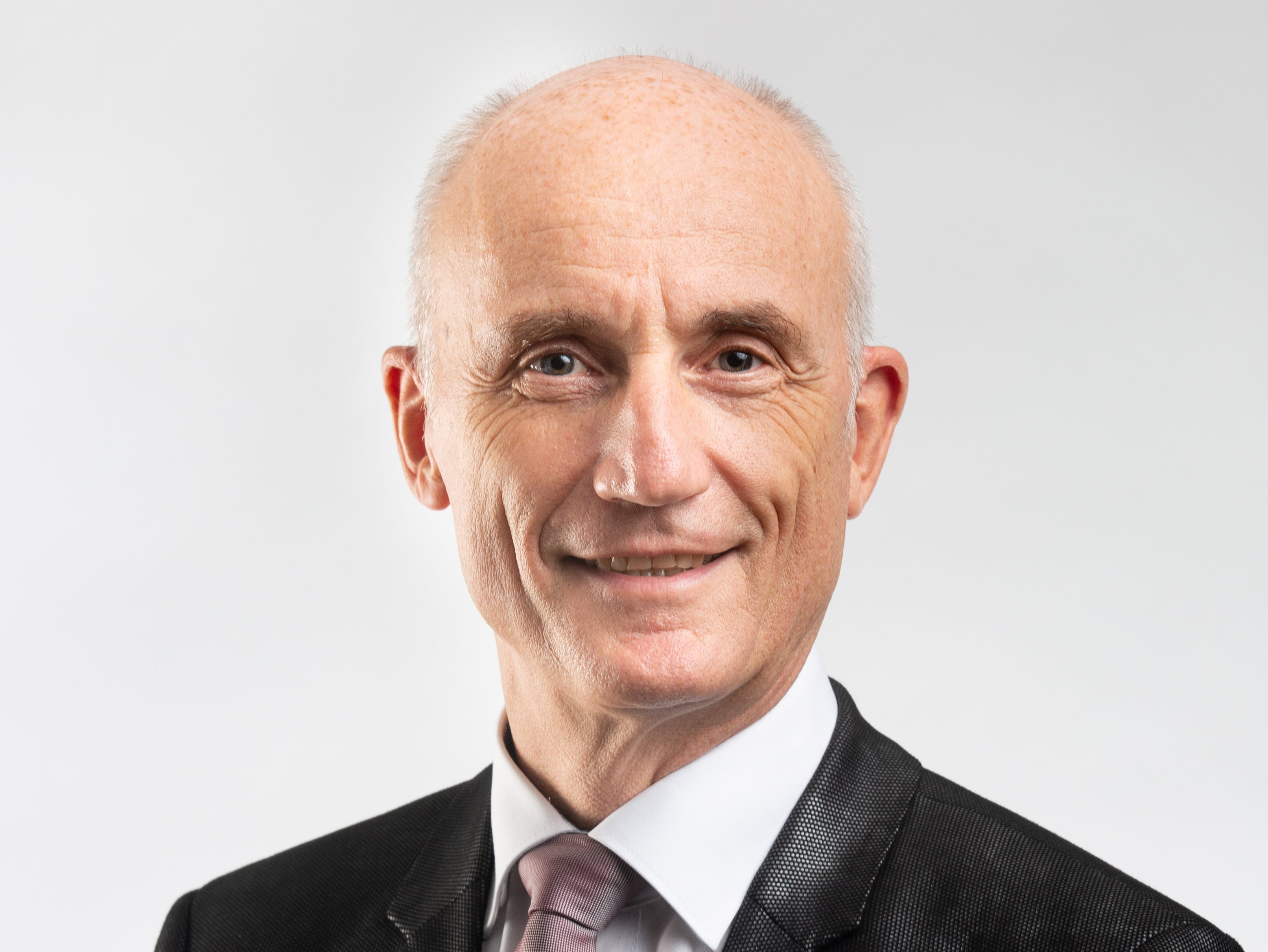 Dr. Hans-Dieter Gerriets ist Vorsitzender der VAA-Kommission Einkommen.