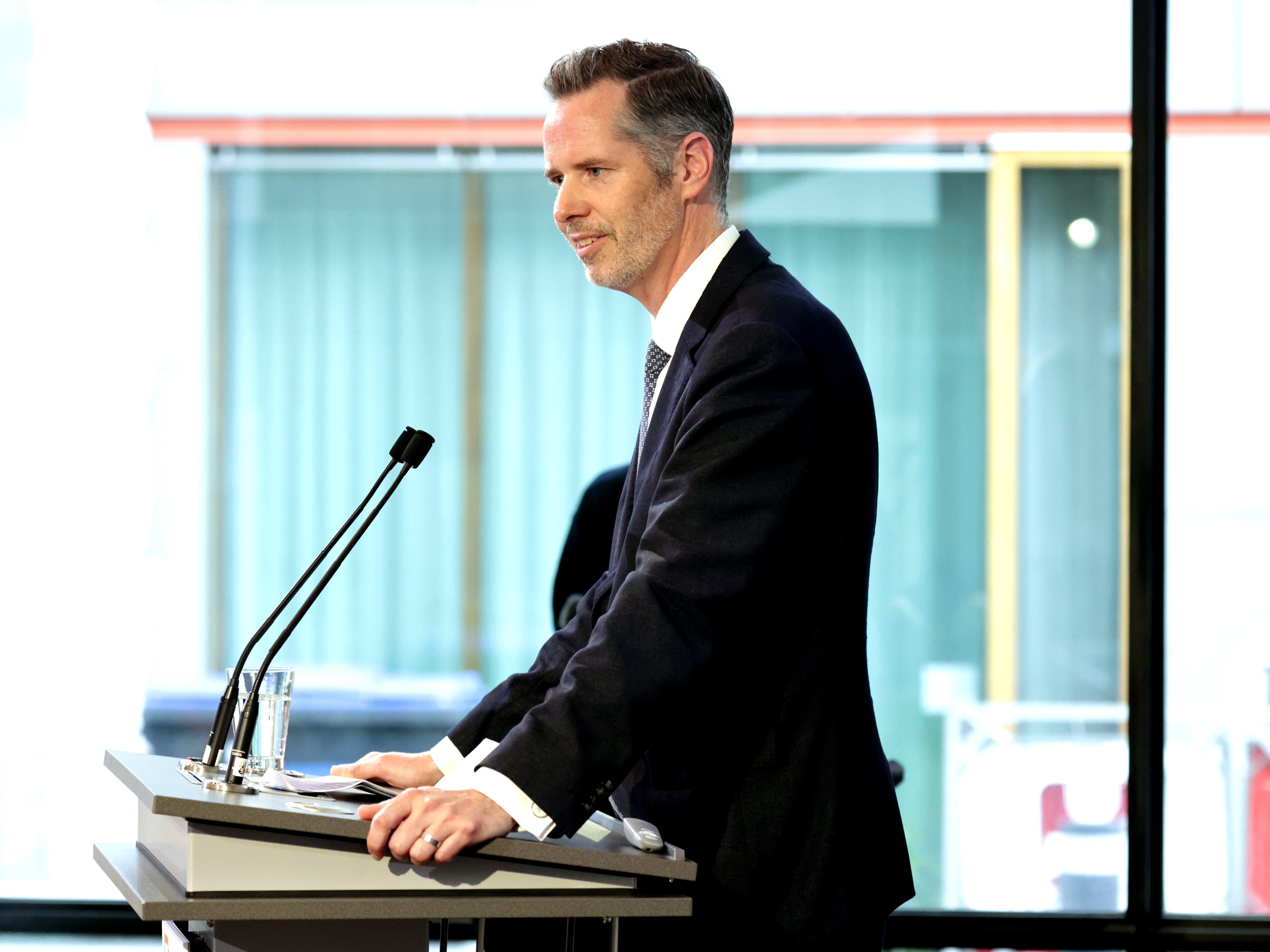 Mann im Anzug am Rednerpult: Christian Dürr, Bundesvorsitzender der Freien Demokratischen Partei