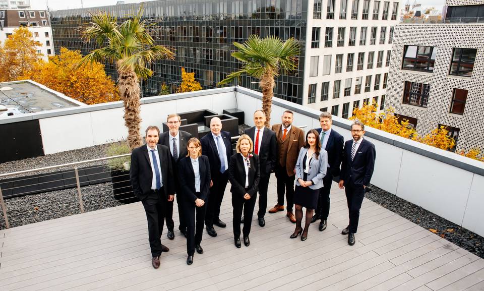 Gruppenbild der Juristinnen und Juristen des VAA