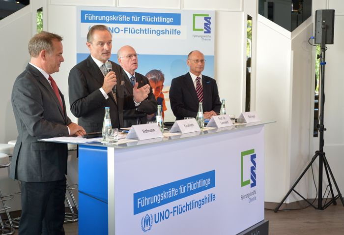VAA-Pressekonferenz Gruppenbild von links